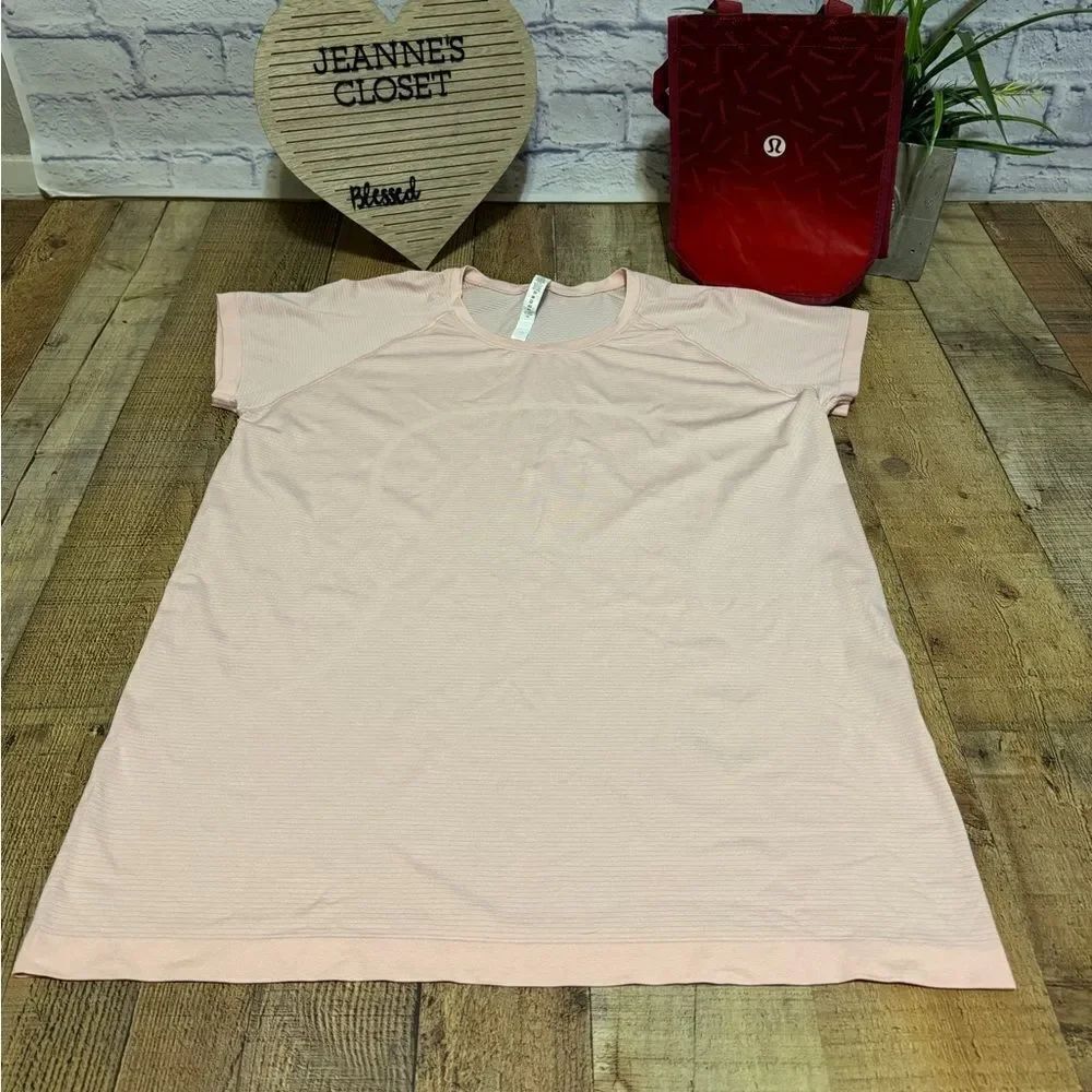 Lululemon Swiftly Tech Short Sleeve 2.0